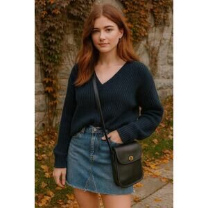 Coach VTG Sidepack Black Leather Crossbody 9978 Unisex Circa 1995-1997